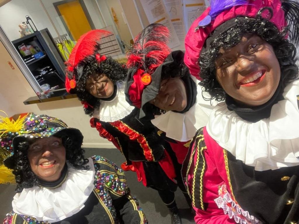 Sinterklaas en Pieten op bezoek, Ophalen of Verzenden, Nieuw, Kerst of Sinterklaas
