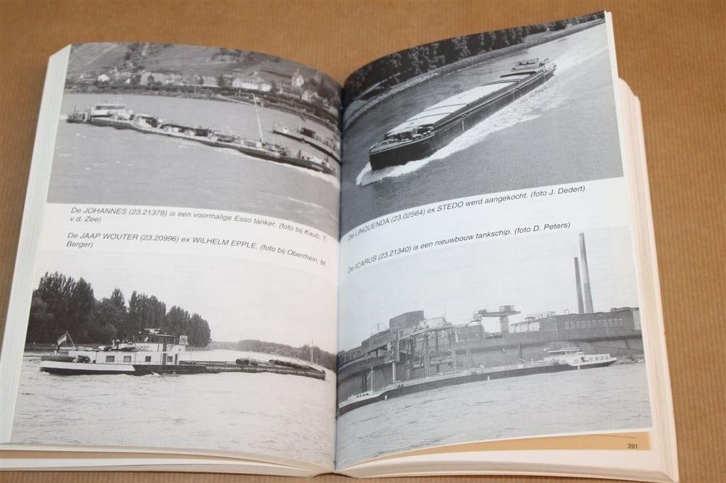 Binnenvaart 1995 — Schepenregister Nederland, Gebruikt, -, -, Ophalen of Verzenden