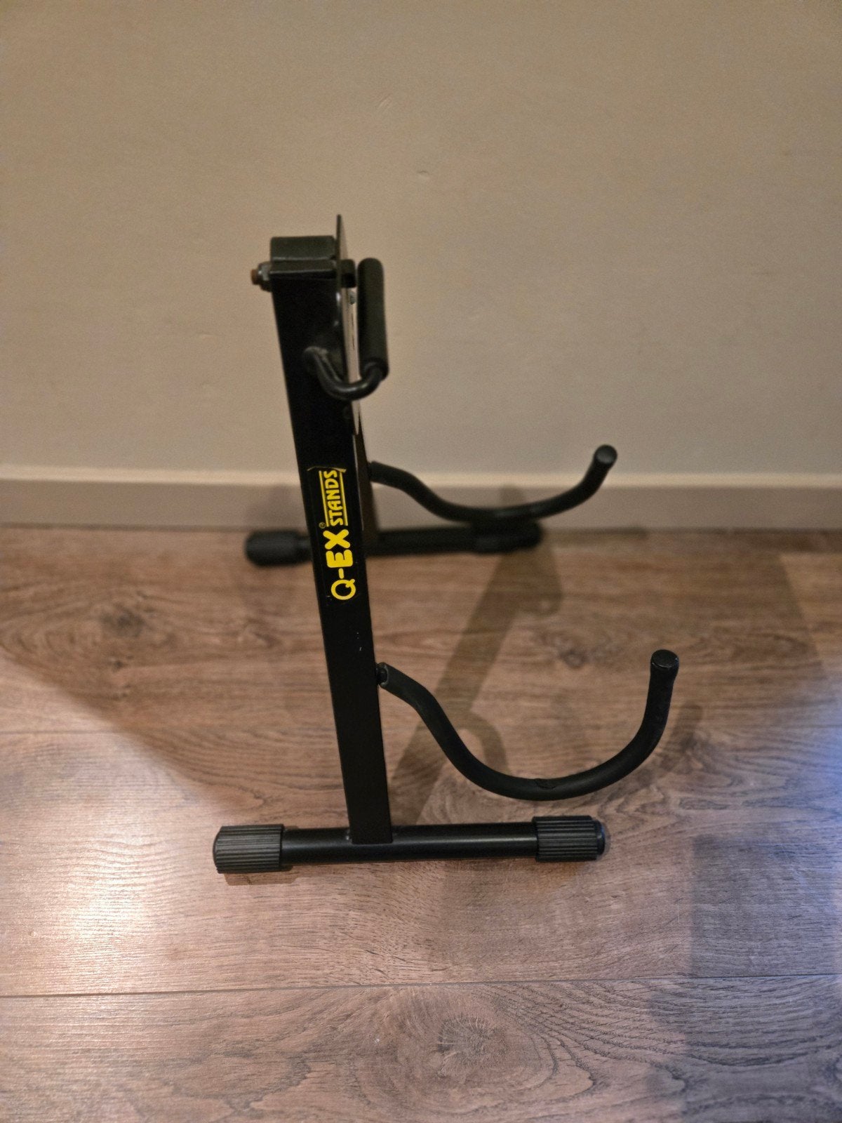 Q-EX Stands Gitaarstandaard - Gebruikt, Muziek en Instrumenten, Ophalen of Verzenden, Gebruikt, Instrumentstandaard, Gitaar