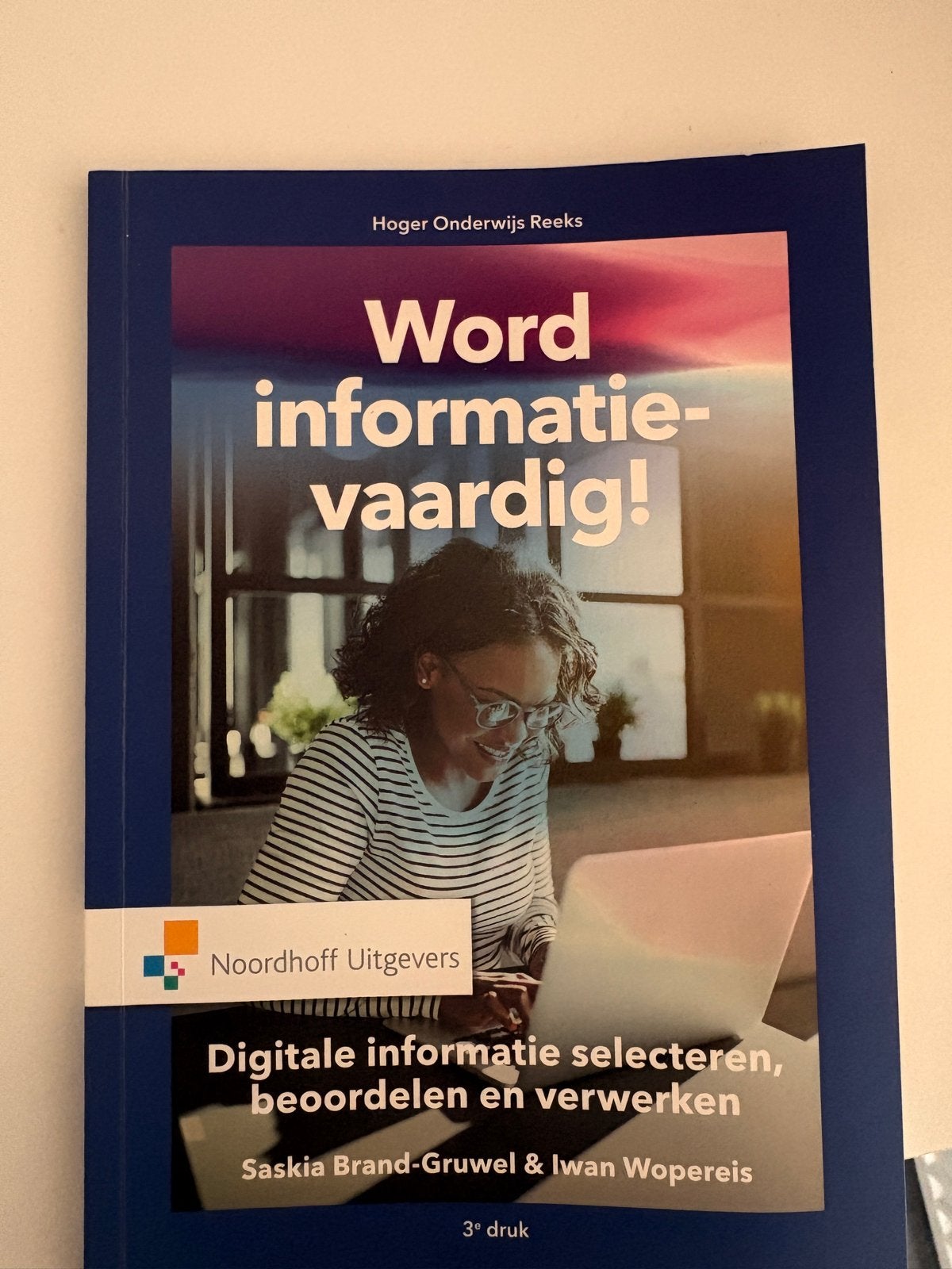 Word informatievaardig! Digitale informatie selecteren, Boeken, Studieboeken en Cursussen, Ophalen of Verzenden, Alpha, Zo goed als nieuw