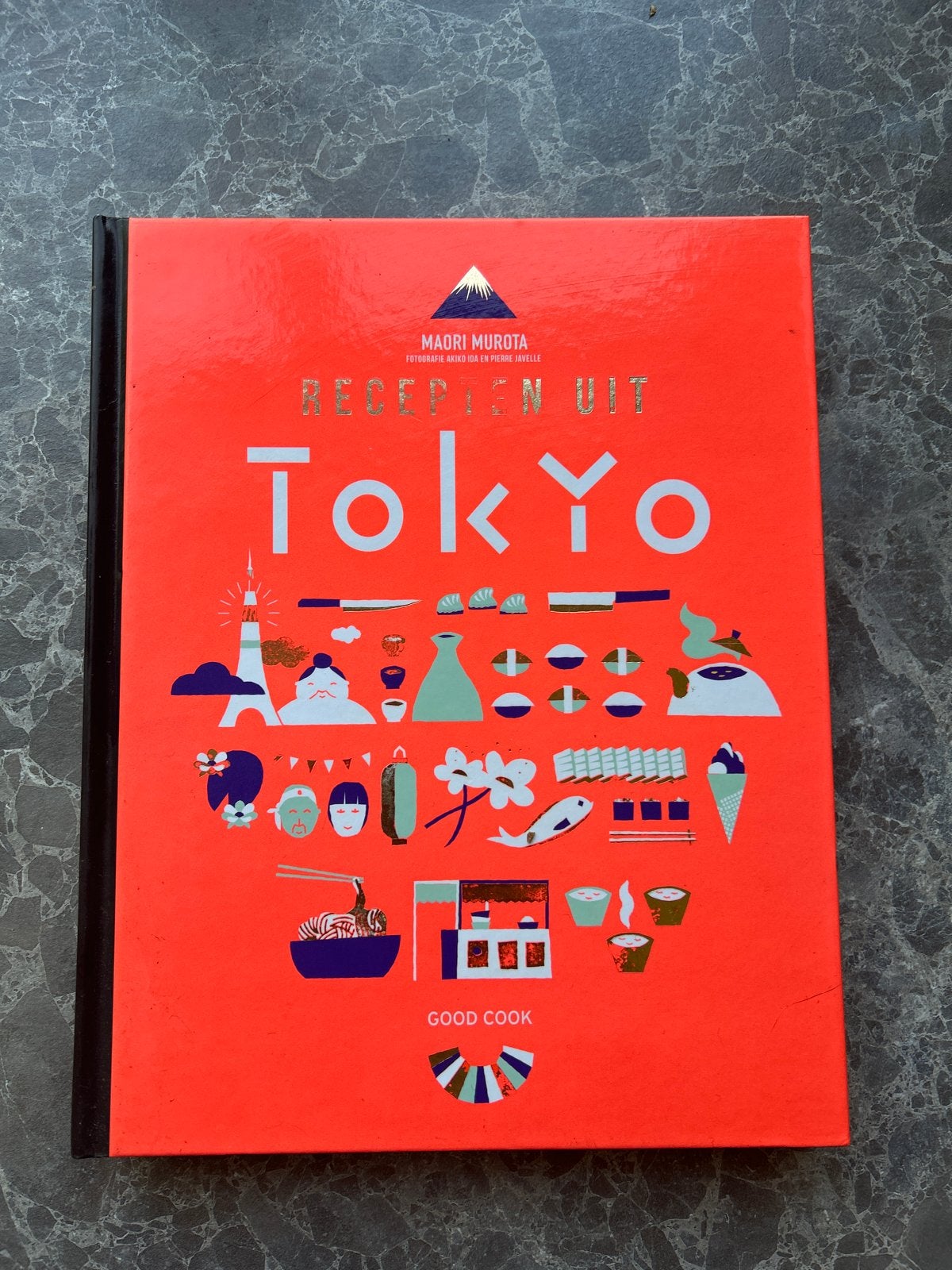 Recepten uit Tokyo - Japans kookboek van Maori Murata, Ophalen of Verzenden, Zo goed als nieuw, Azië en Oosters, Hoofdgerechten