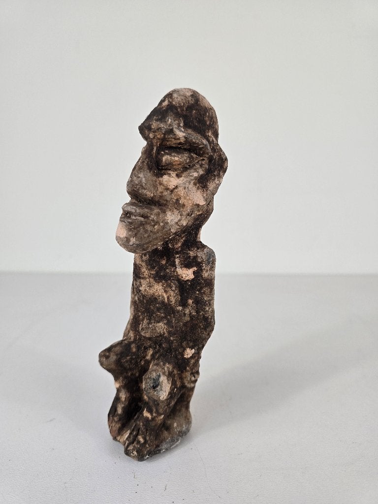 Paterniteitsculturfiguur steen Kaka Kameroen midden 20e eeuw, Antiek en Kunst, Ophalen of Verzenden