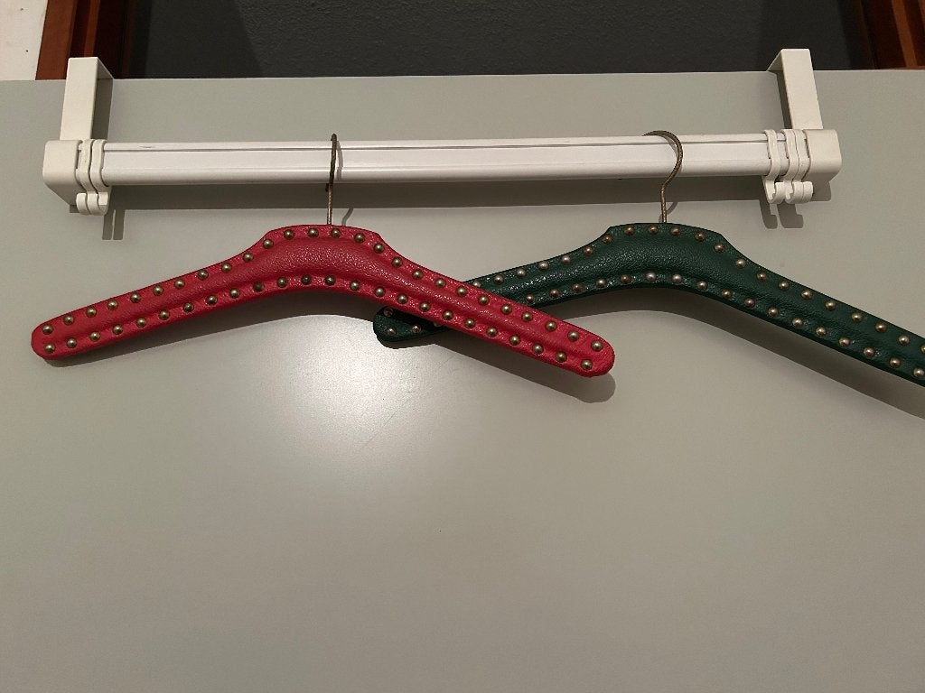 2 mooie kleerhaken, Overige materialen, Overige typen, Ophalen of Verzenden, Zo goed als nieuw