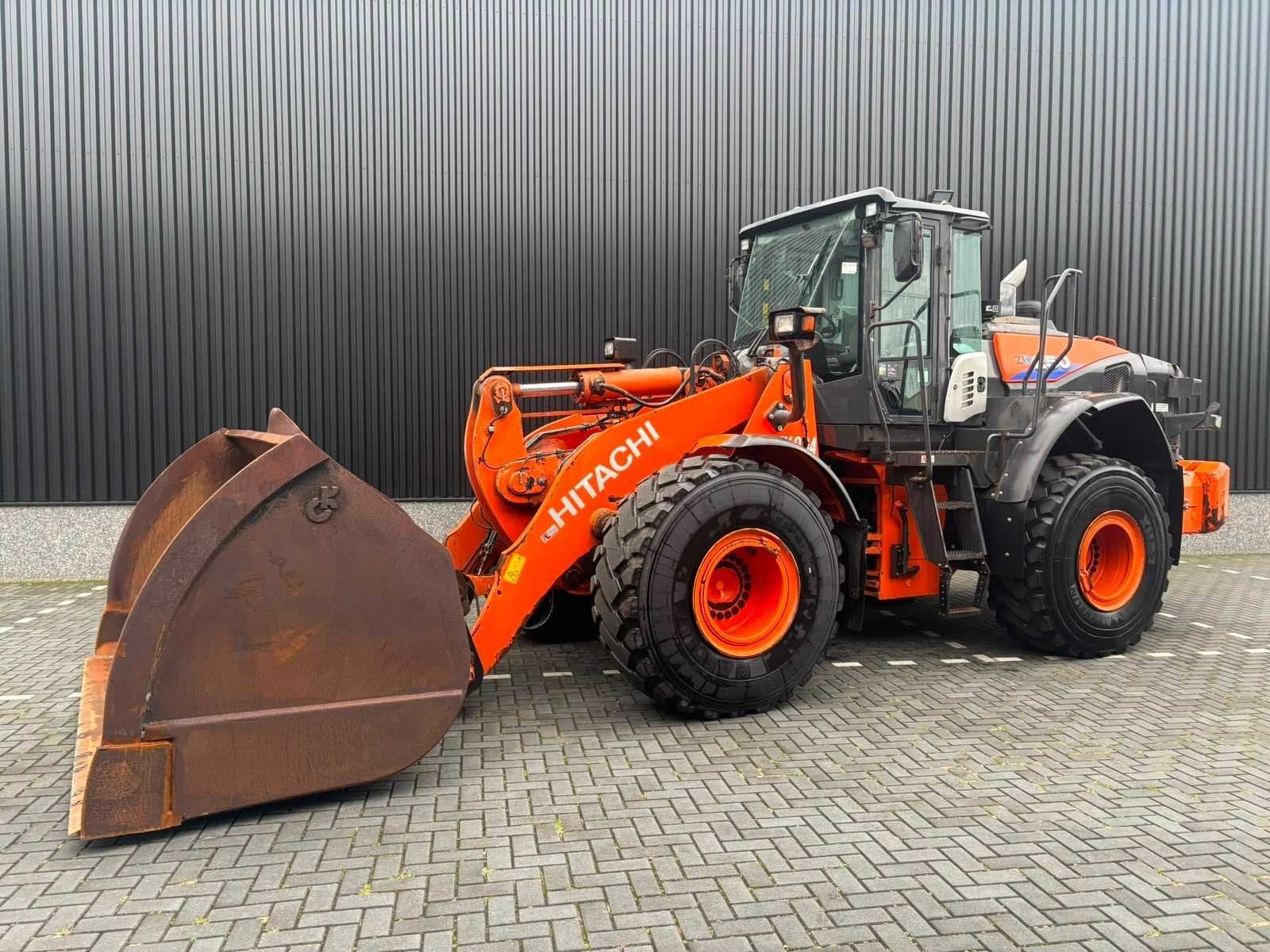 2020 Hitachi ZW250-6 Shovel, Wiellader of Shovel