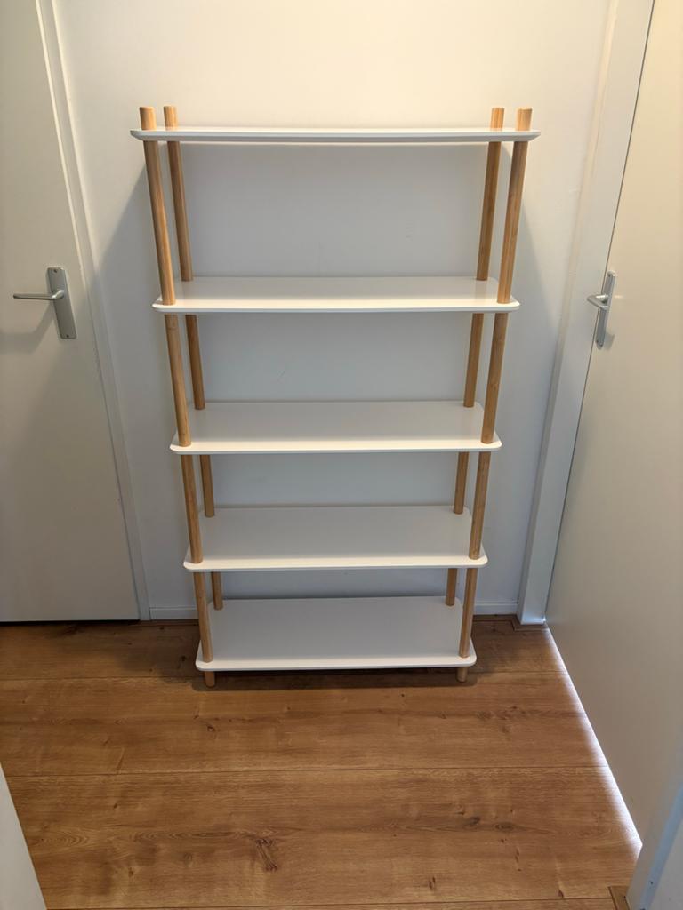 Stellingkastje, wit met houtkleur, Ophalen, Gebruikt