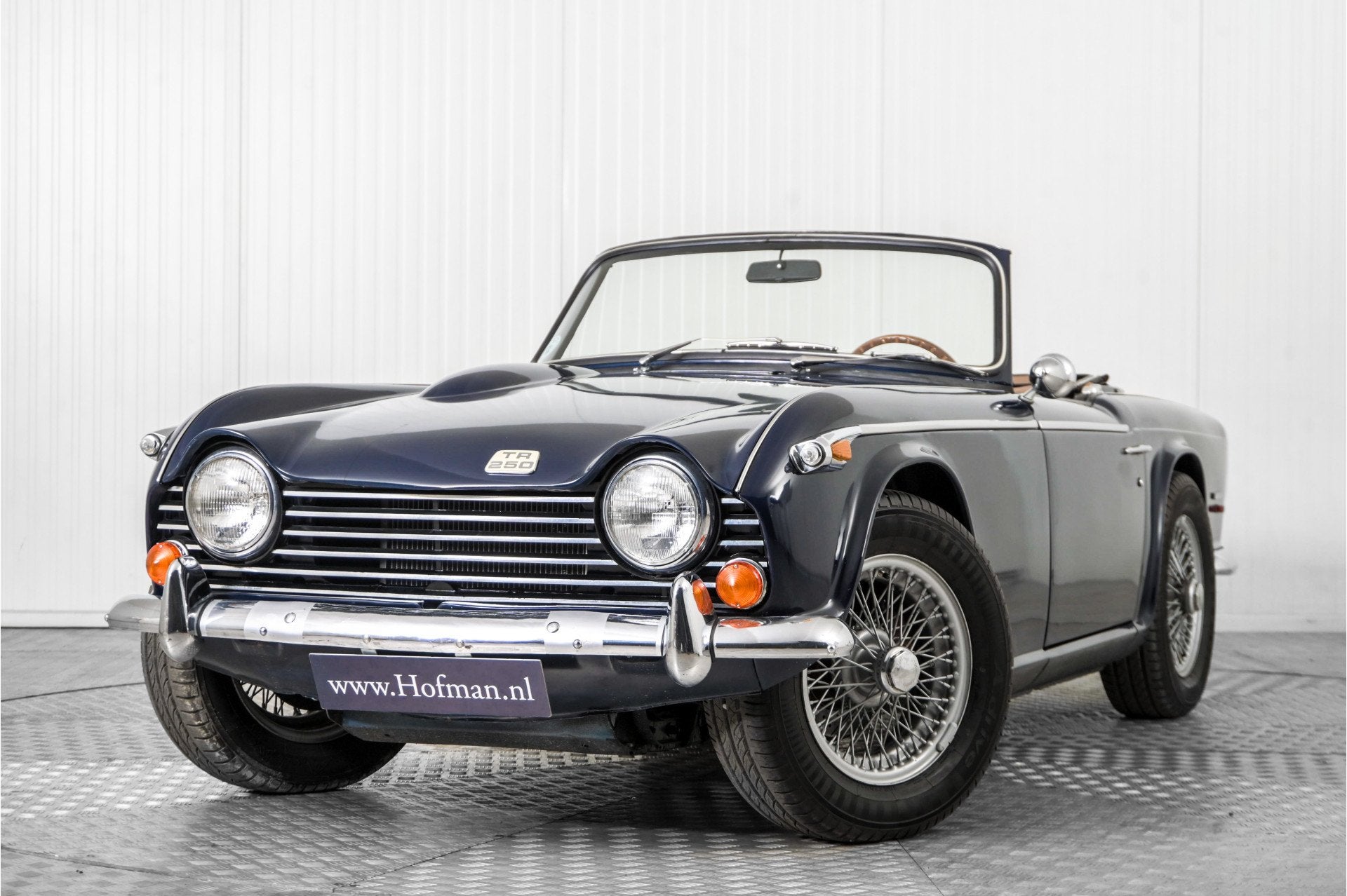 Triumph TR5 TR250 overdrive spaakwielen (bj 1968), Auto's, Triumph, Gebruikt, Overige modellen, Cabriolet, Blauw