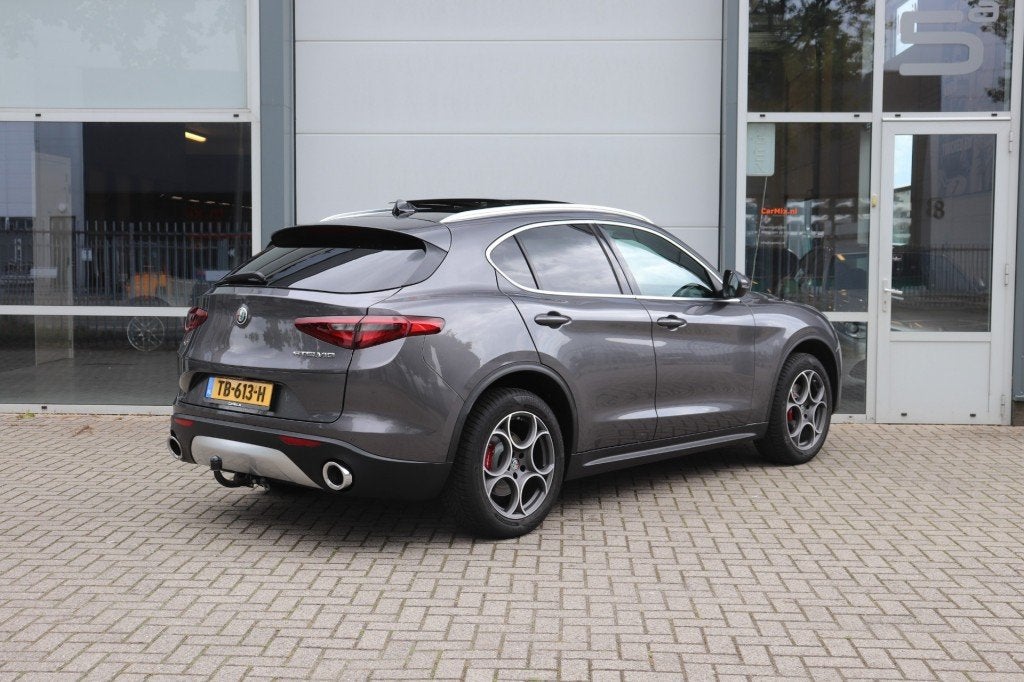 Alfa romeo STELVIO 2.0 T AWD SUPER/ORIG.NL/H&K/MEMORY/STOEL., Auto's, Alfa Romeo, Automaat, 1995 cc, 4 cilinders, Bedrijf
