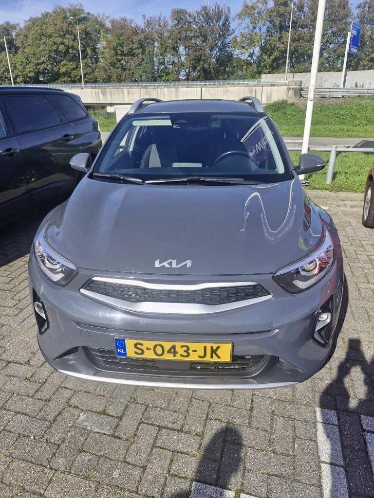 Kia Stonic 1.0 T-gdi 120pk Dct7 2021 Grijs Automaat, Auto's, Zwart, SUV of Terreinwagen, Te koop, 119 pk