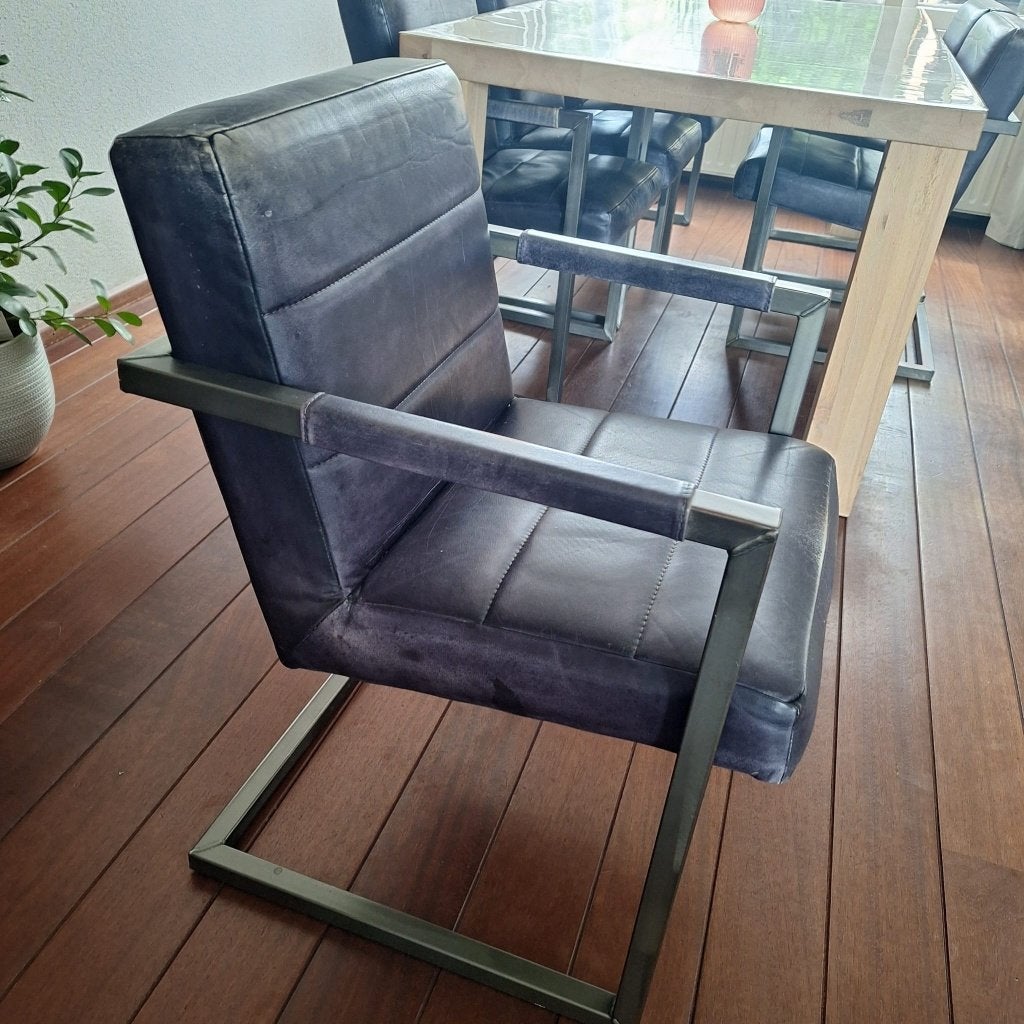 Eetkamerstoelen leder buffalo black washed, Huis en Inrichting, Ophalen, Gebruikt, Industrieel modern, Zwart