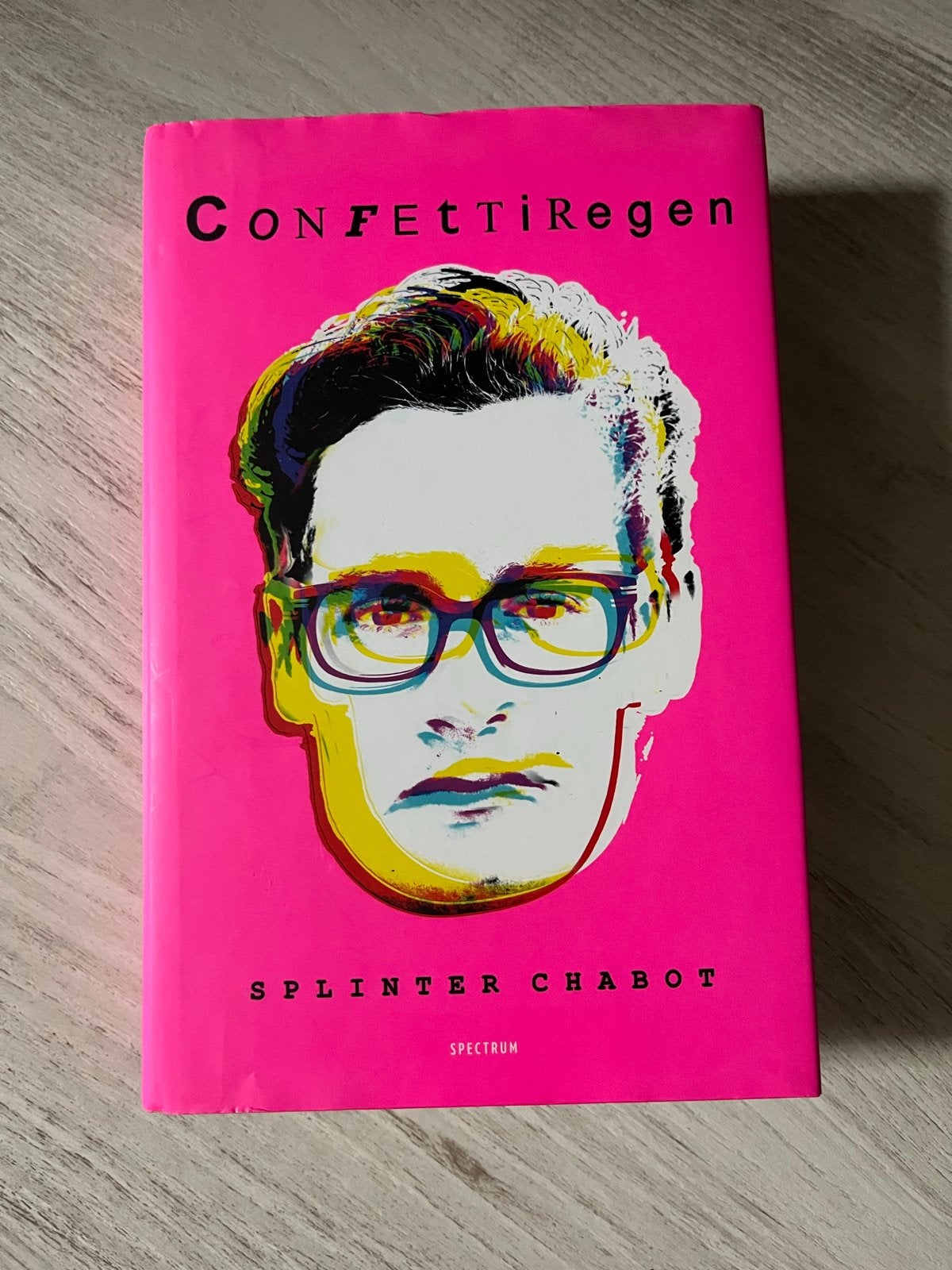 Confettiregen - Splinter Chabot, Ophalen of Verzenden, Zo goed als nieuw, Nederland