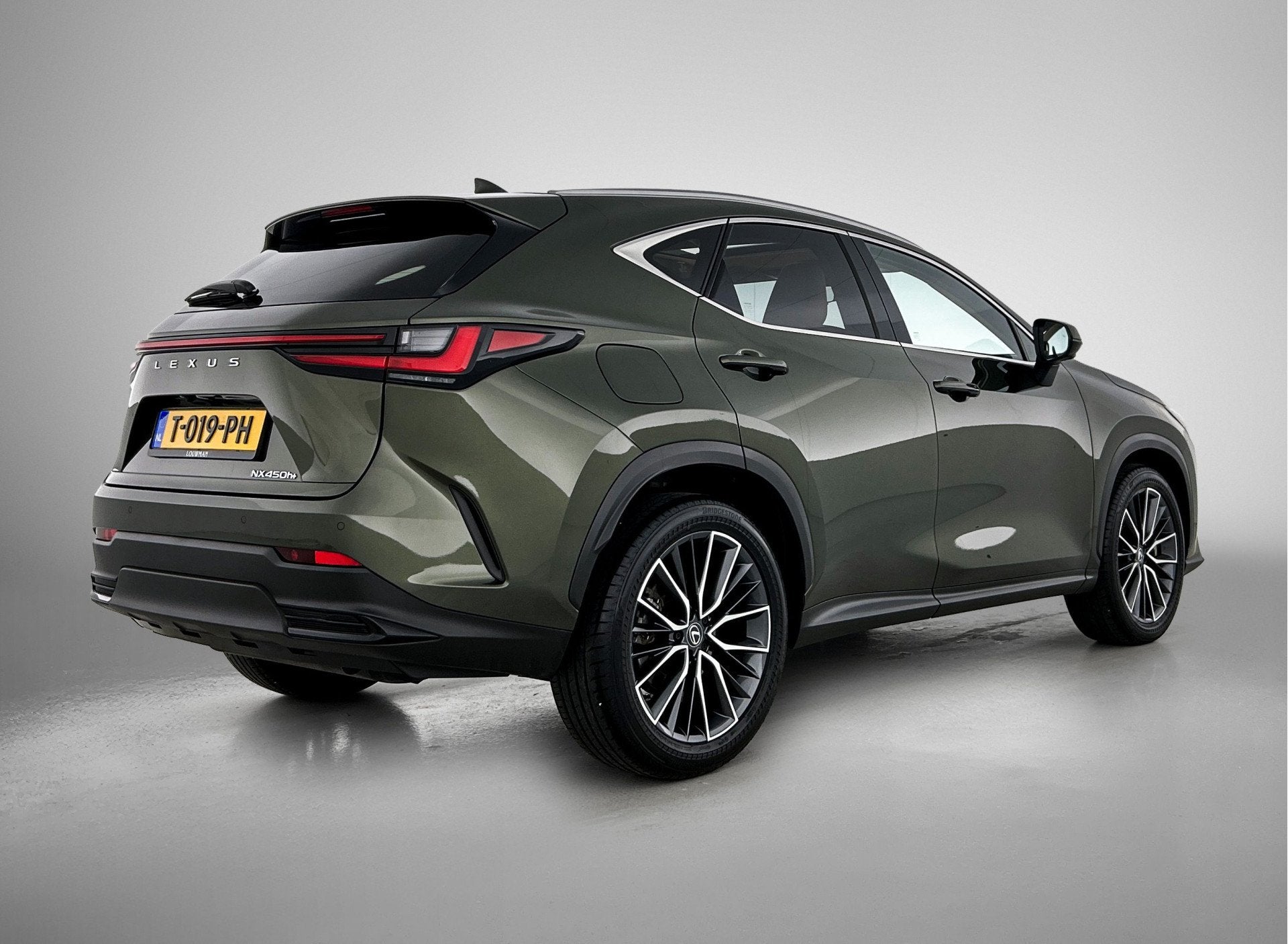 Lexus NX 450h+ AWD Executive Line | Schuif-Kanteldak |, Auto's, Automaat, 12 maanden, Gebruikt, 4 cilinders