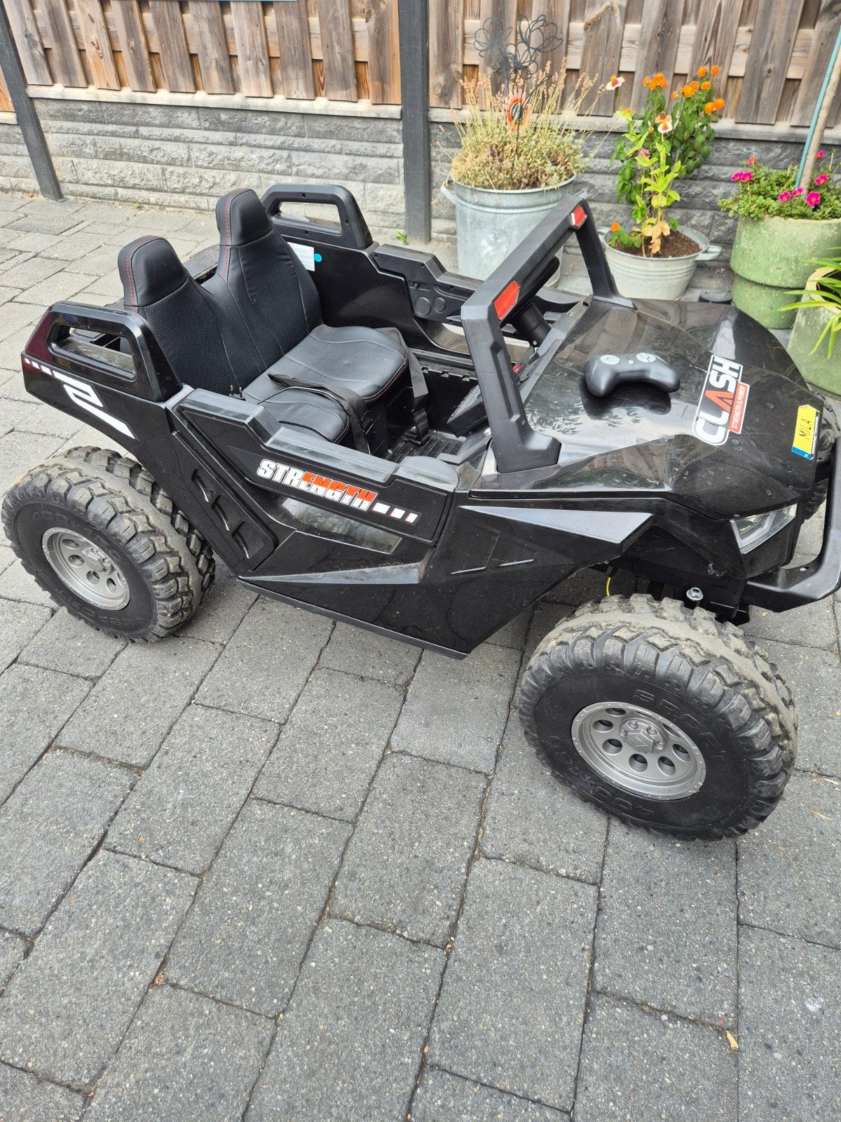 Elektrische Monster Buggy Zwart 24V, Kinderen en Baby's, Speelgoed | Buiten | Accuvoertuigen, Ophalen, Zo goed als nieuw