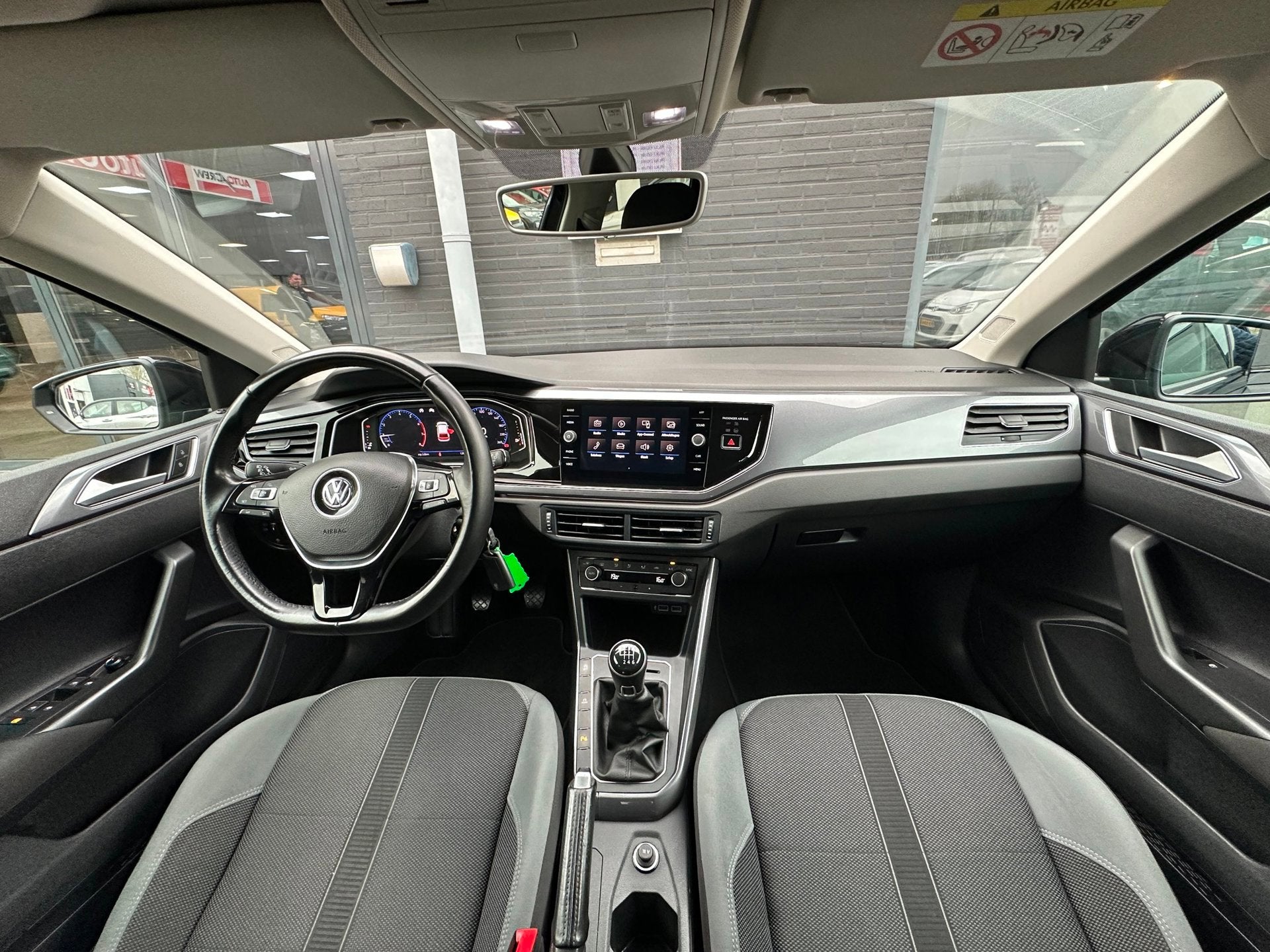 Volkswagen Polo 1.0 TSI Highline//Digital Coopit/APP-CONNECT, Auto's, Voorwielaandrijving, Stof, Gebruikt, Euro 6
