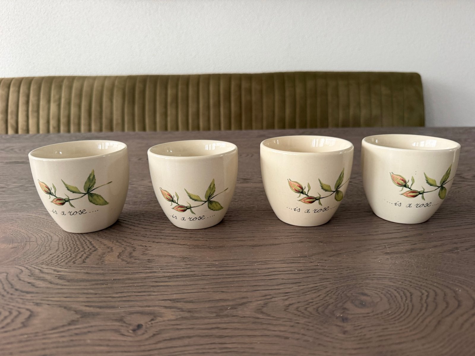 Set van 4 Jet by Ter Steege theekopjes met roosmotief, Keramiek, Vintage, Ophalen of Verzenden, Zo goed als nieuw