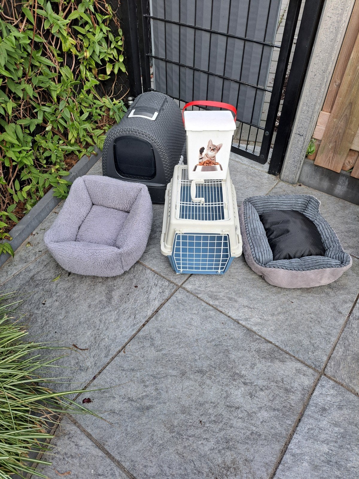 Kat accessoires, Ophalen, Zo goed als nieuw