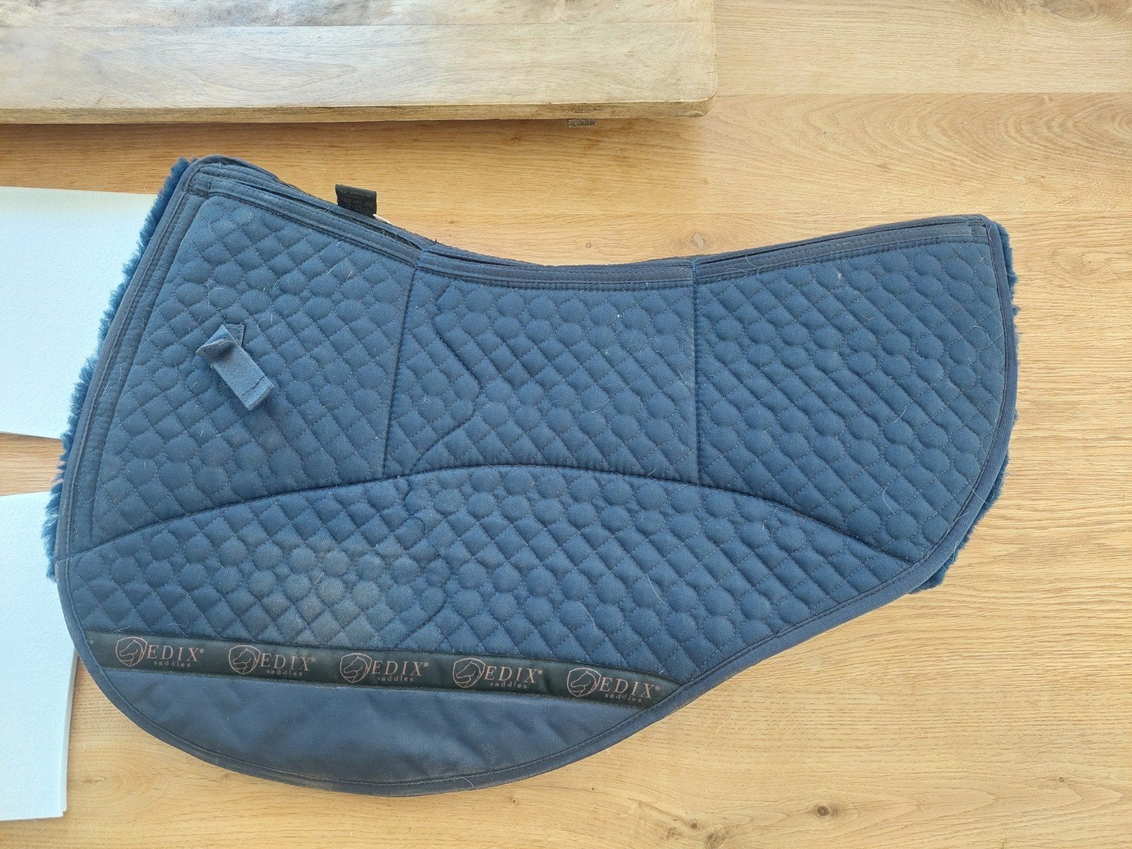 Edix 8 pocket western pad merino wol, navy, met inlages, Dieren en Toebehoren, Paarden en Pony's | Dekens en Dekjes, Full (L)
