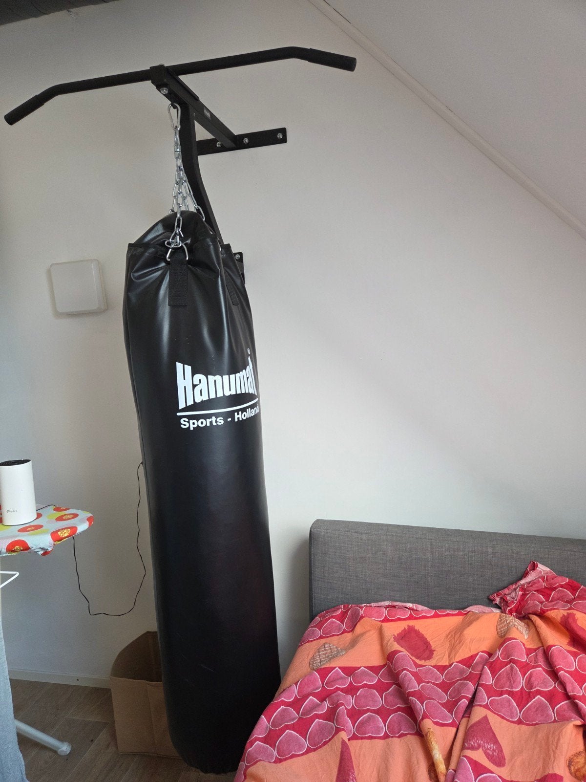 Bokszak 150 cm met ketting en muurbeugel met optrekstang, Sport en Fitness, Ophalen, Zo goed als nieuw, Bokszak