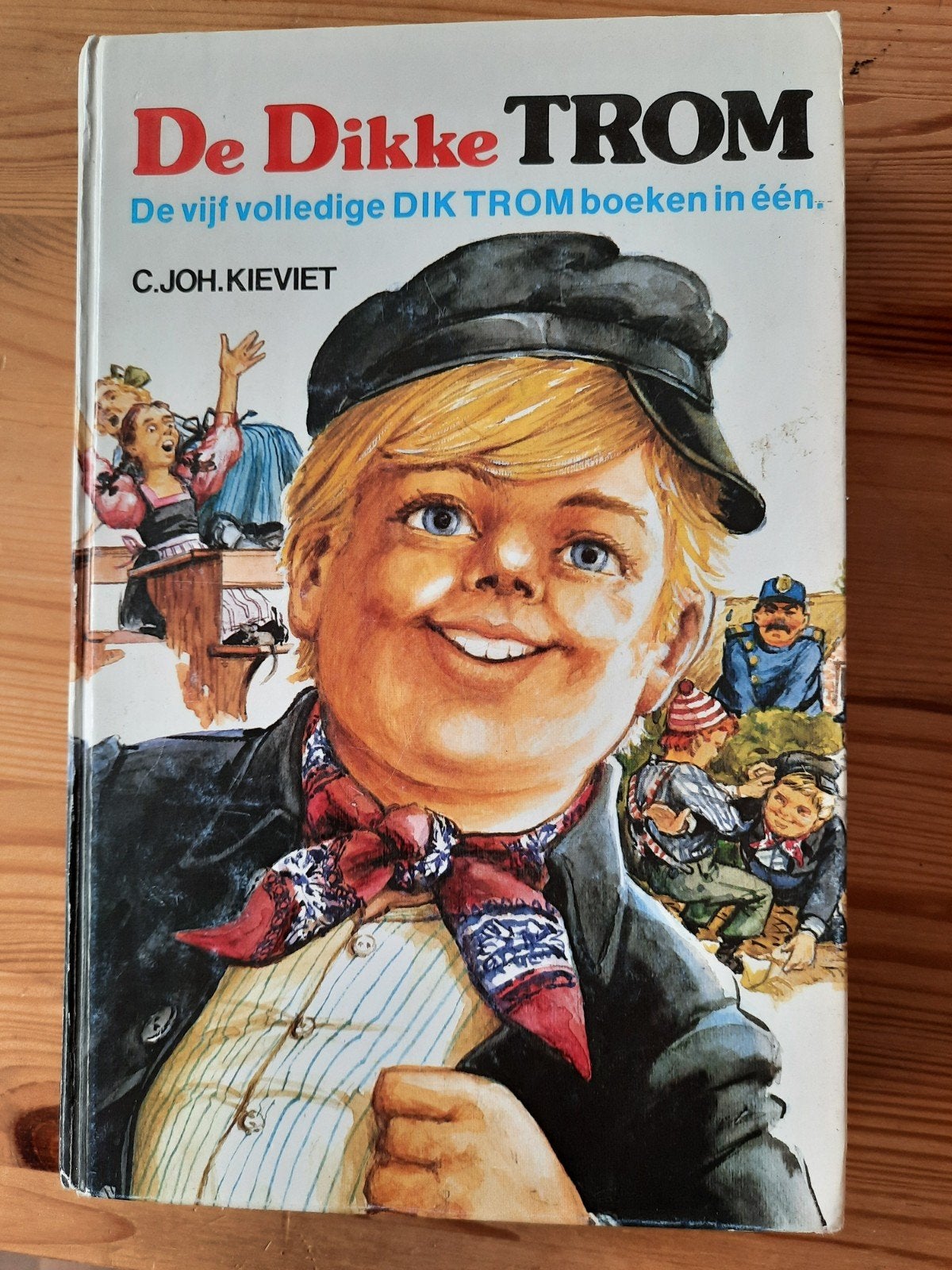 De Dikke Trom - Vijf volledige boeken in één, Ophalen of Verzenden, Gelezen, C. Joh. Kieviet, Fictie algemeen