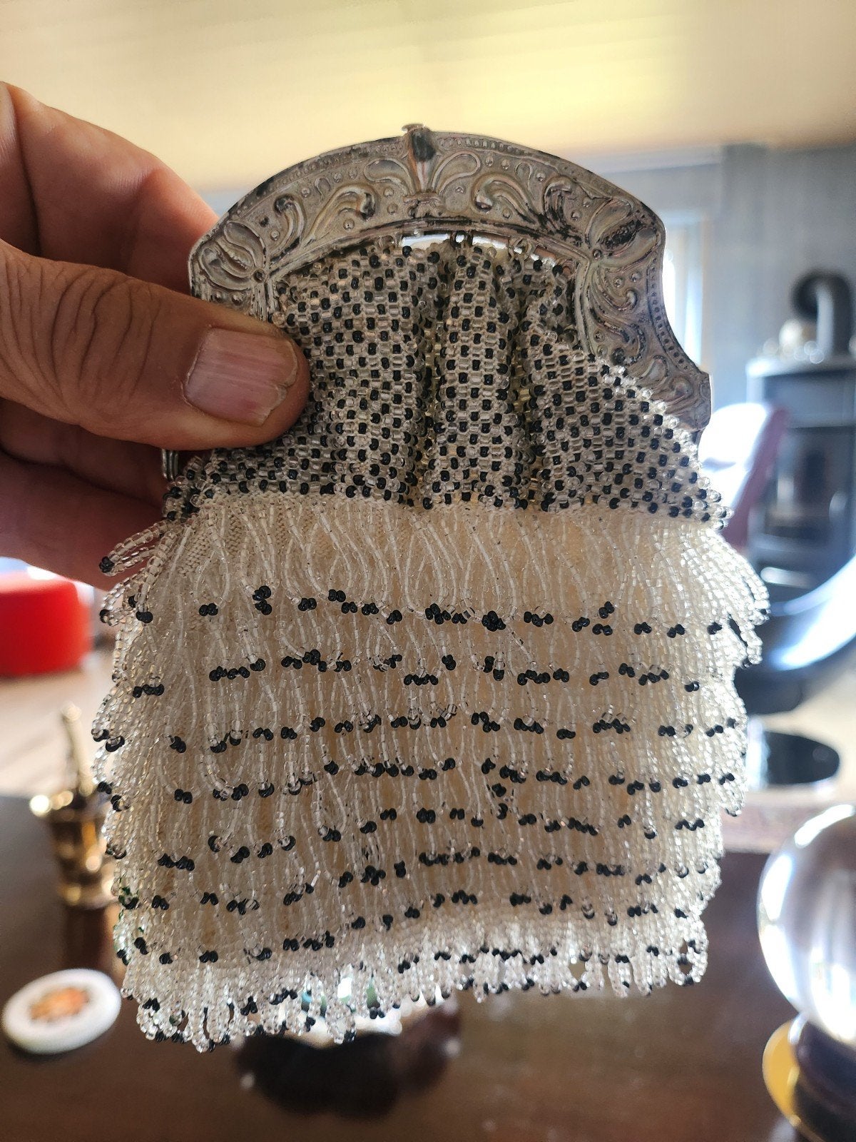 Antieke kralen beursje met zilveren montuur, Antiek en Kunst, Ophalen of Verzenden, Zilver