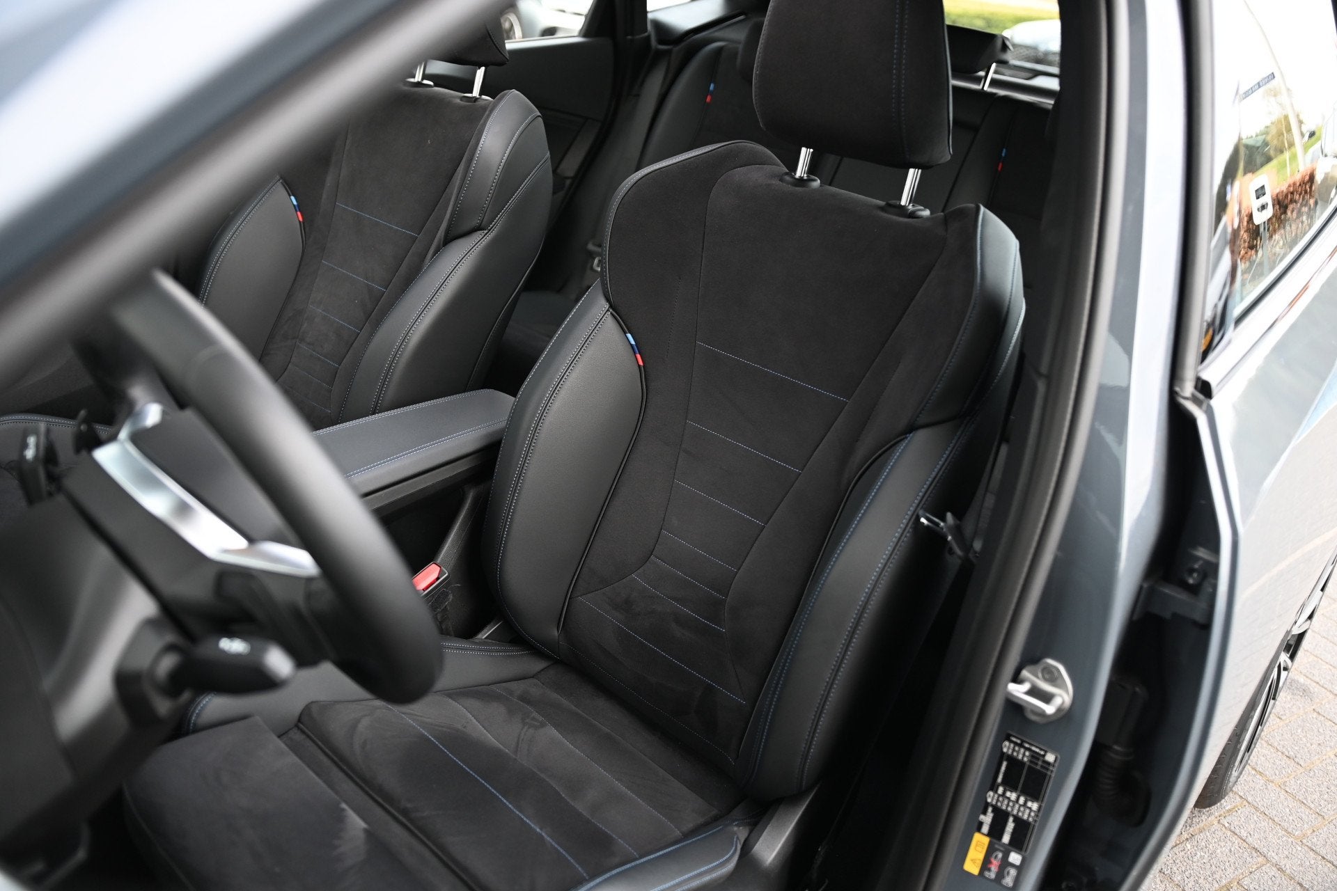 BMW 2 Serie Active Tourer 230e xDrive M Sport Automaat / Tre, Auto's, Gebruikt, 1820 kg, Origineel Nederlands, Bedrijf