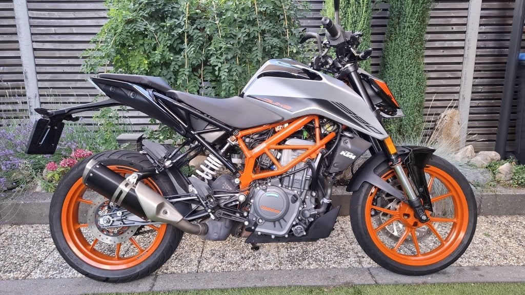 KTM Duke 390 (2022) ABS – 13.472 km – vol dealeronderhoud, Motoren, Motoren | KTM, LED Verlichting, Occasion, Particulier, 373 cc