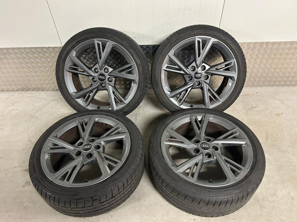 Orginele Audi A3 S3 8Y 8V 8P 18 inch 5x112 Bridgestone AO, Auto-onderdelen, Ophalen, Gebruikt, Banden en Velgen, Personenwagen