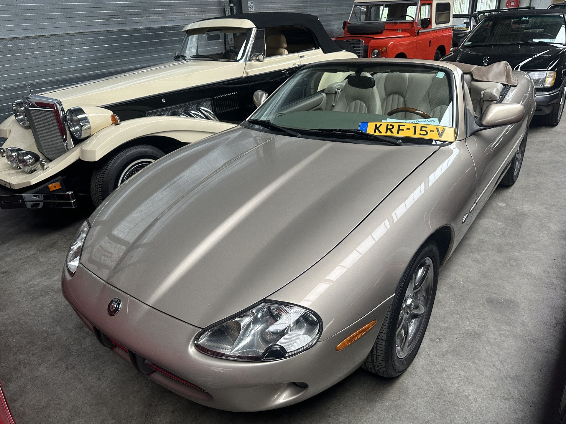 Jaguar XK8 4.0 V8 Convertible (bj 1997, automaat), Auto's, Automaat, Achterwielaandrijving, Overige kleuren, Cabriolet