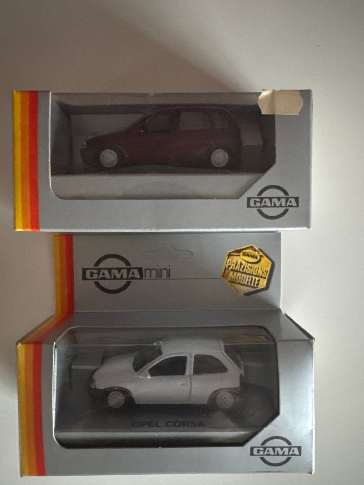 GAMA Opel Corsa GL/GLS modelauto's - Set van 2, Overige merken, 1:50 of kleiner, Auto, Nieuw