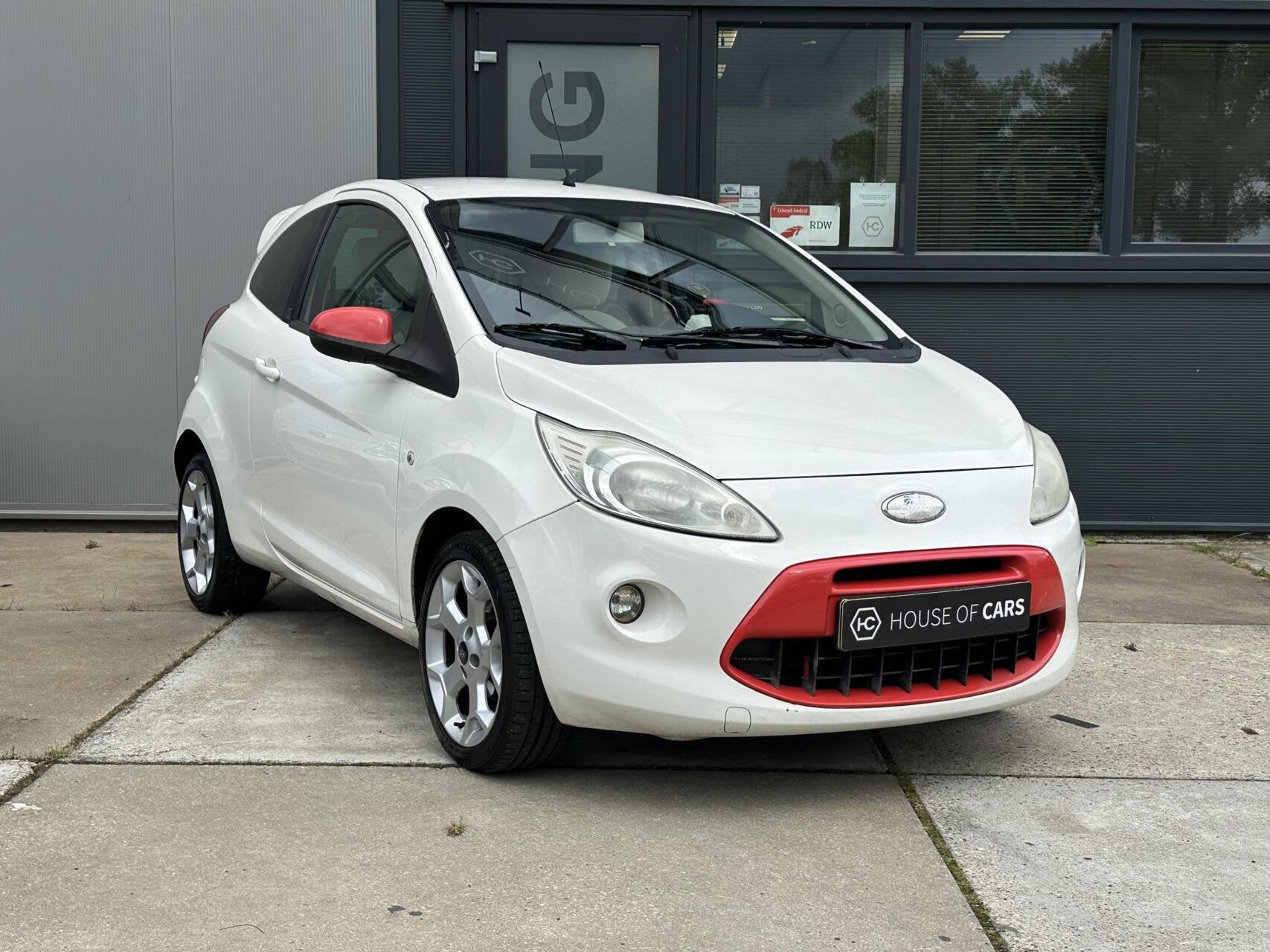 Ford Ka 1.2 Titanium X Individual Clima Lichtmetaal AUX, Auto's, Voorwielaandrijving, Stof, Gebruikt, 1242 cc