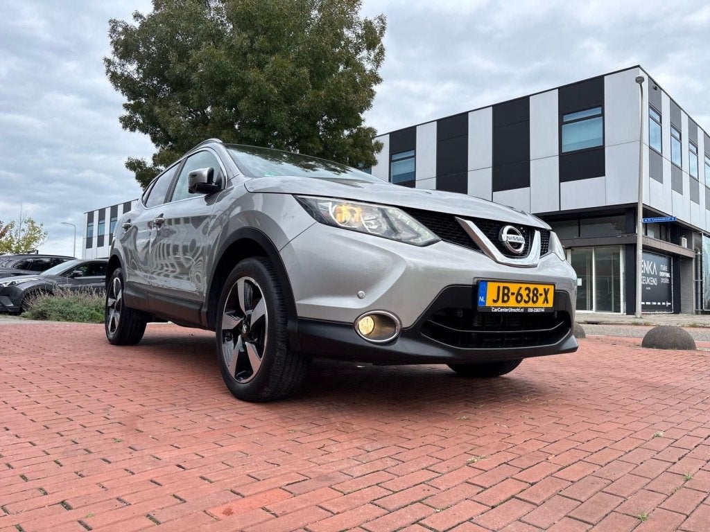 Foto 7 van Nissan QASHQAI 1.2 Connect Edition camara navi pano airco