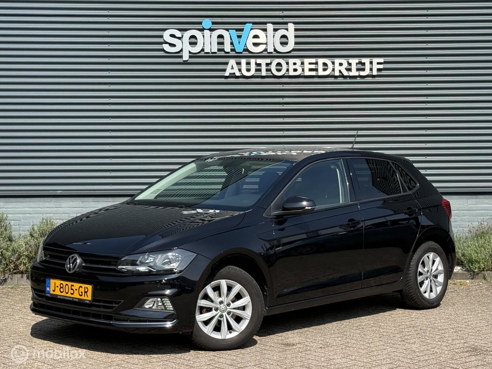 Volkswagen Polo 1.0 TSI Highline - Navi - Stoelverwarming -, Auto's, Voorwielaandrijving, Gebruikt, Euro 6, Bedrijf