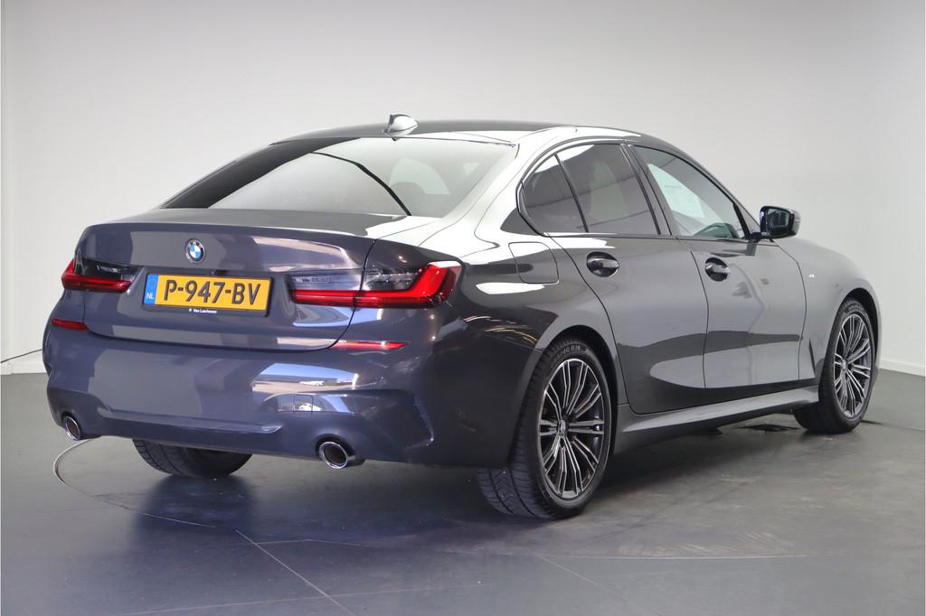 BMW 3 Serie 318i Executive M Sport Automaat / Sportstoelen /, Auto's, 1998 cc, Achterwielaandrijving, Gebruikt, Met garantie (alle)