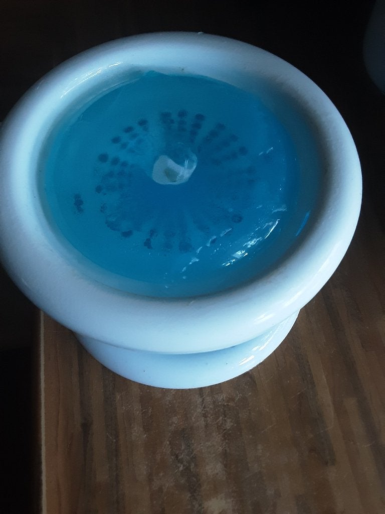 Automatische katten drinkfontein  inclusief pomp en adapter, Ophalen of Verzenden, Automatisch, Zo goed als nieuw