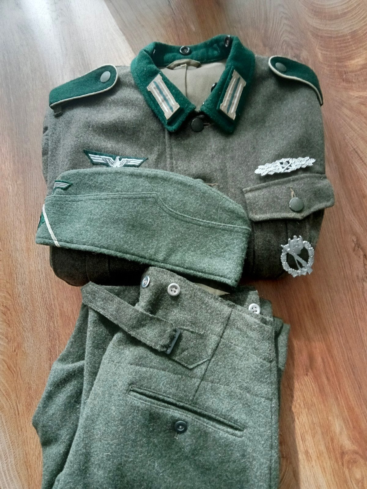 WOII Duitse Uniform Set - Jas, Broek, Schuitje, Ophalen of Verzenden, Landmacht, Duitsland, Kleding of Schoenen