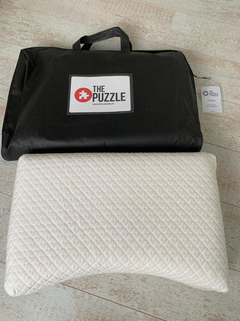 Nieuw puzzle latex kussen 15cm hoog medium, Eenpersoons, Wit, Nieuw, Ophalen of Verzenden