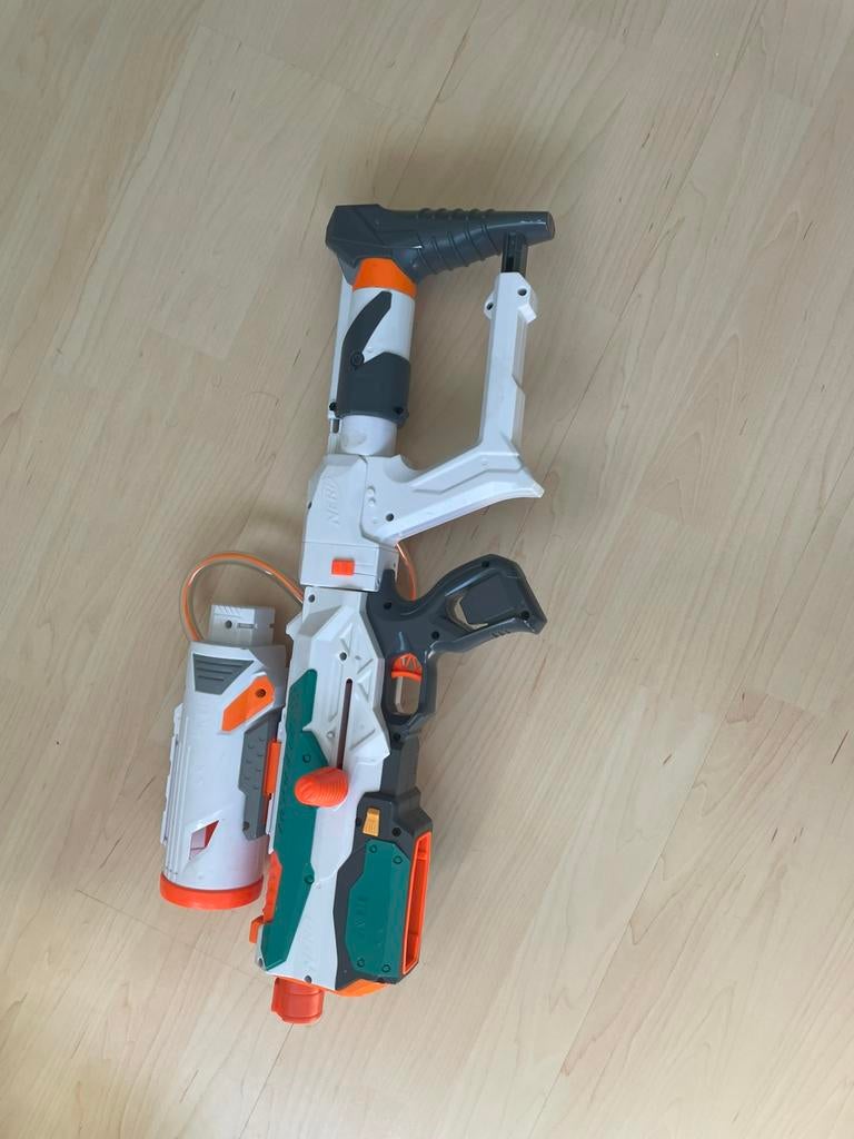 Nerf tri strike, Ophalen of Verzenden, Zo goed als nieuw