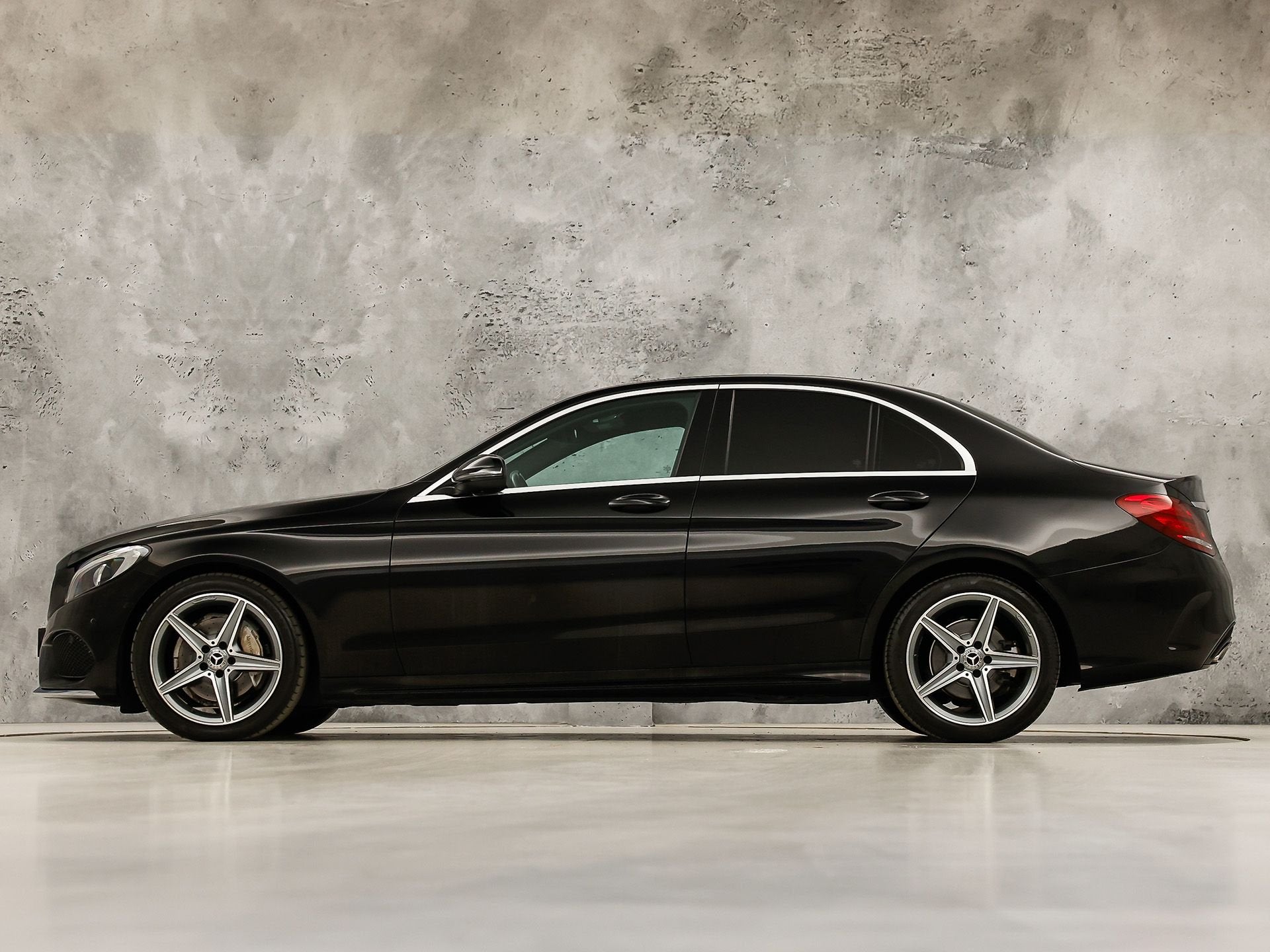 Mercedes-Benz C-Klasse 180 AMG Sport 156Pk Automaat (NAVIGAT, Auto's, Automaat, Leder en Stof, Zwart, Bedrijf