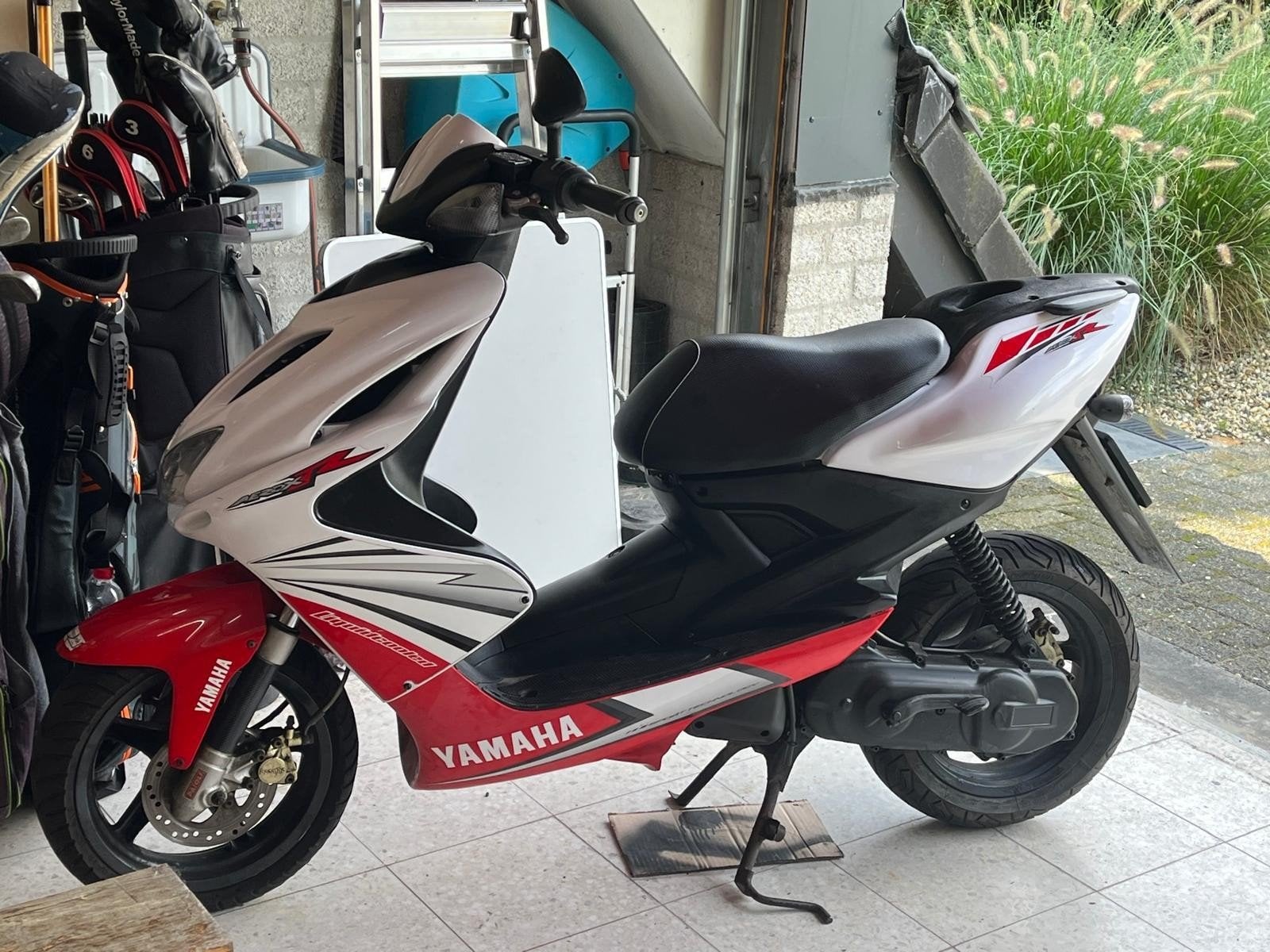Yamaha aerox, Ophalen, Zo goed als nieuw, Tweetakt, Aerox