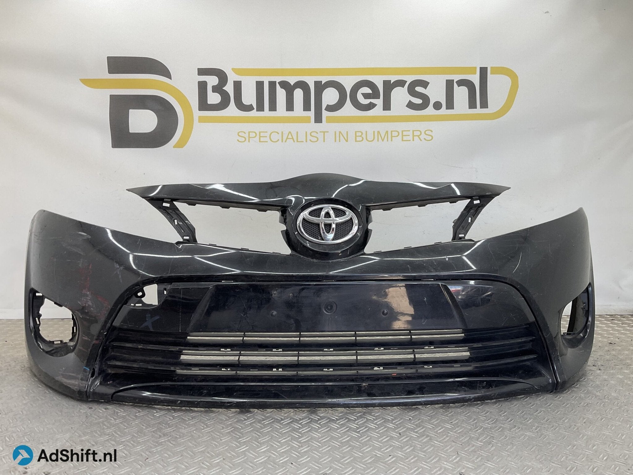Bumper Toyota Verso Facelift 2012-2018 52119-0F070 Voorbumpe, Auto-onderdelen, Carrosserie en Plaatwerk, Bumper