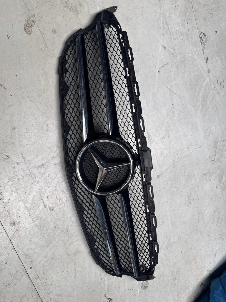 Mercedes C-Klasse W205 Grill origineel, Ophalen of Verzenden, Voor, Mercedes-Benz, Bumper