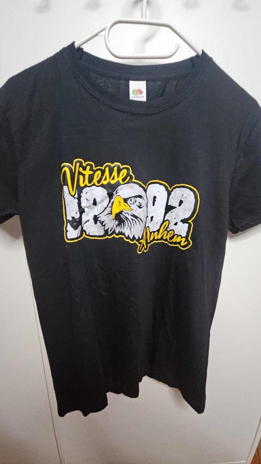 NIEUW! Vitesse Arnhem T-shirt - Maat S, Ophalen