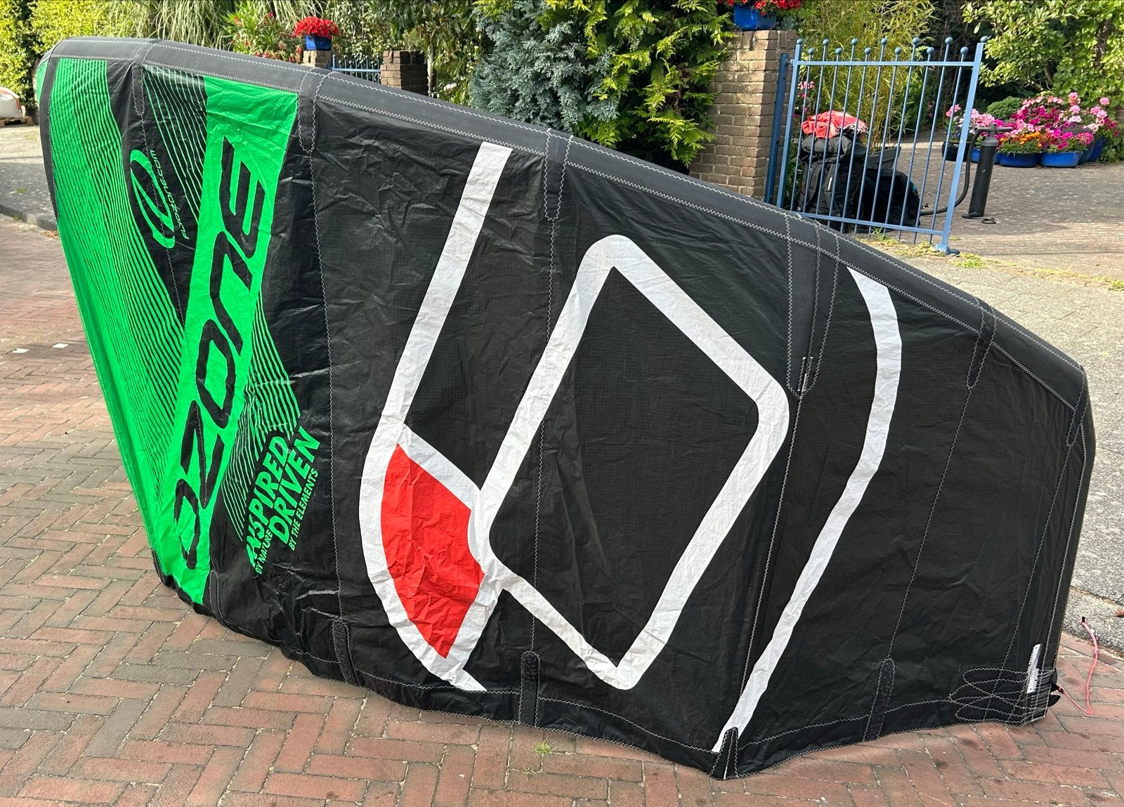 Ozone Enduro V1 6m kite, Watersport en Boten, Gebruikt, Geen board, Ophalen of Verzenden, 6 m²