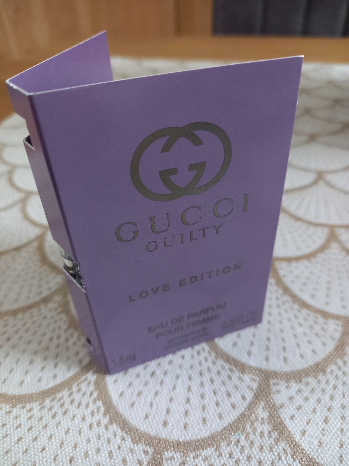 Proefje  Gucci Guilty Love Edition, Sieraden, Tassen en Uiterlijk, Uiterlijk | Parfum, Ophalen of Verzenden, Nieuw
