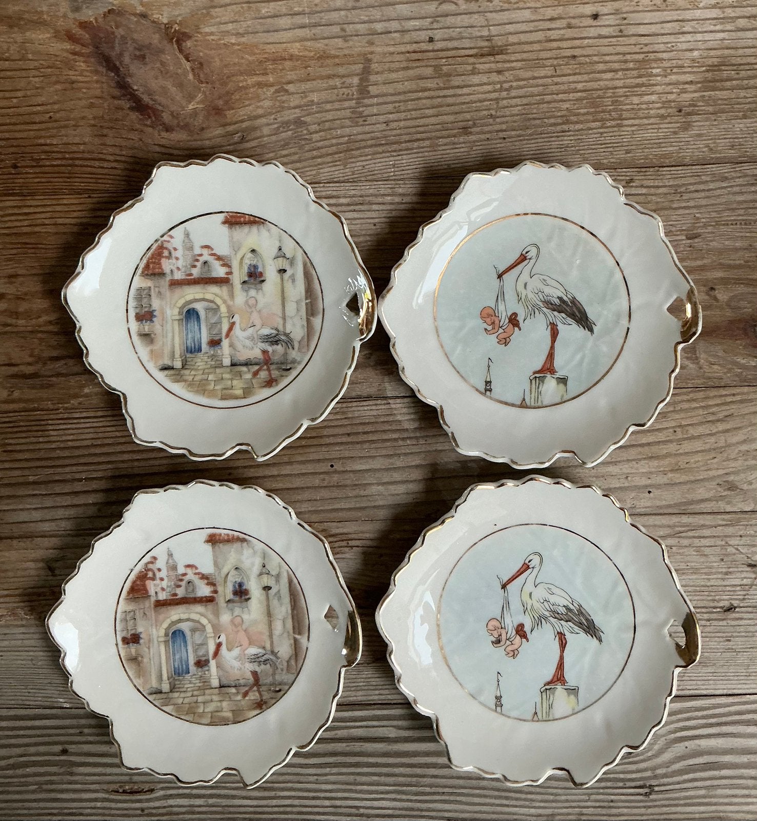 Porseleinen bordje met ooievaar, Antiek en Kunst, Ophalen of Verzenden