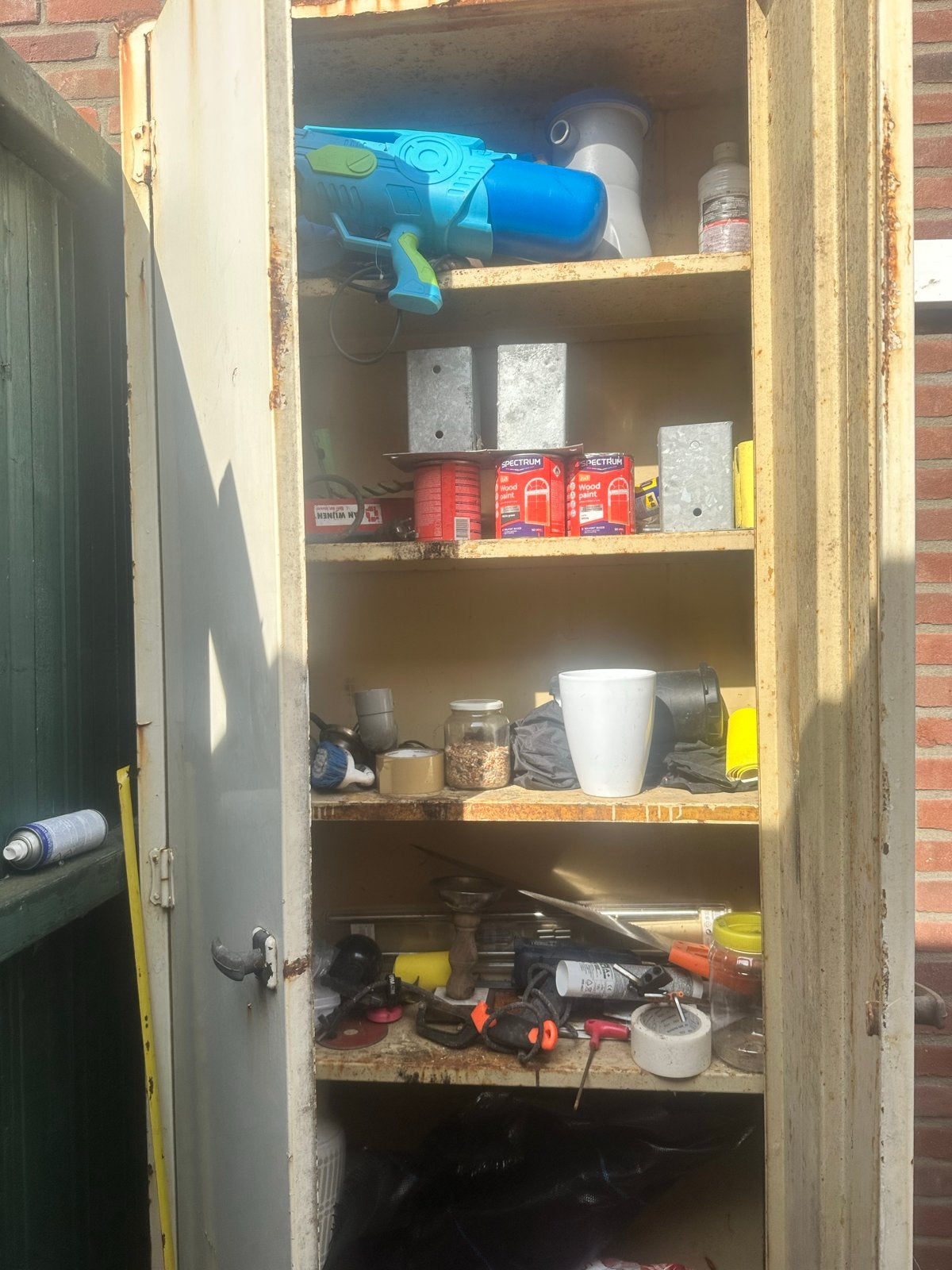 Robuuste ijzeren kast uit de Tweede Wereldoorlog, Ophalen of Verzenden