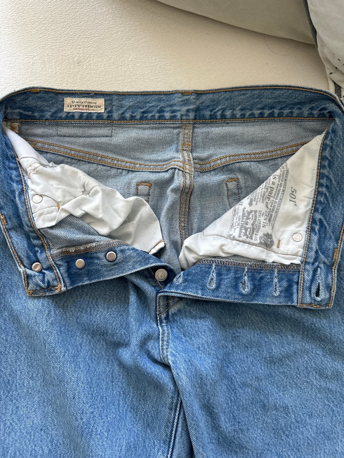 Levi's Premium 501 Jeans - Zo goed als nieuw, Ophalen of Verzenden, Zo goed als nieuw, Blauw, Overige jeansmaten