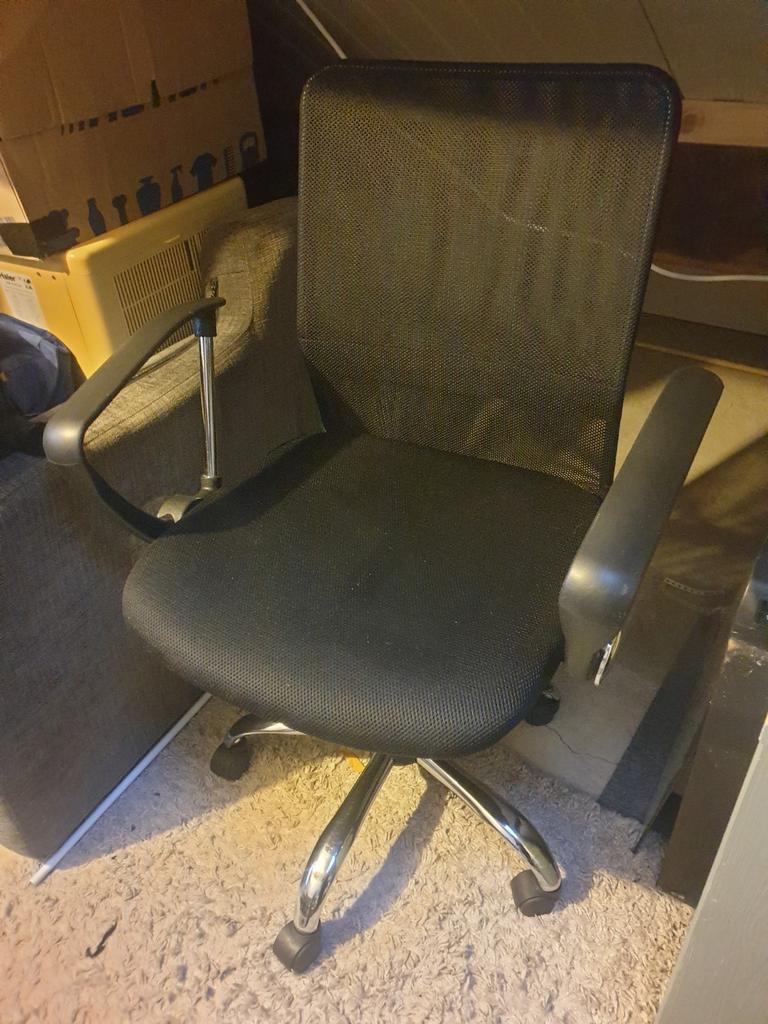 LIVARNO Home, Huis en Inrichting, Bureaustoelen, Zo goed als nieuw, Zwart, Ophalen