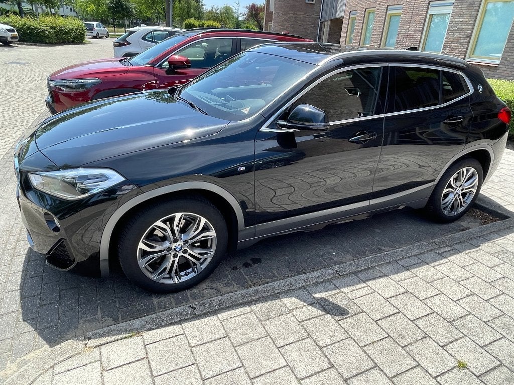 BMW X2 Sdrive20i High Executive M-Sport 1 jaar BMW GARANTIE, Auto's, BMW, X2, 1800 kg, 1435 kg, Alcantara