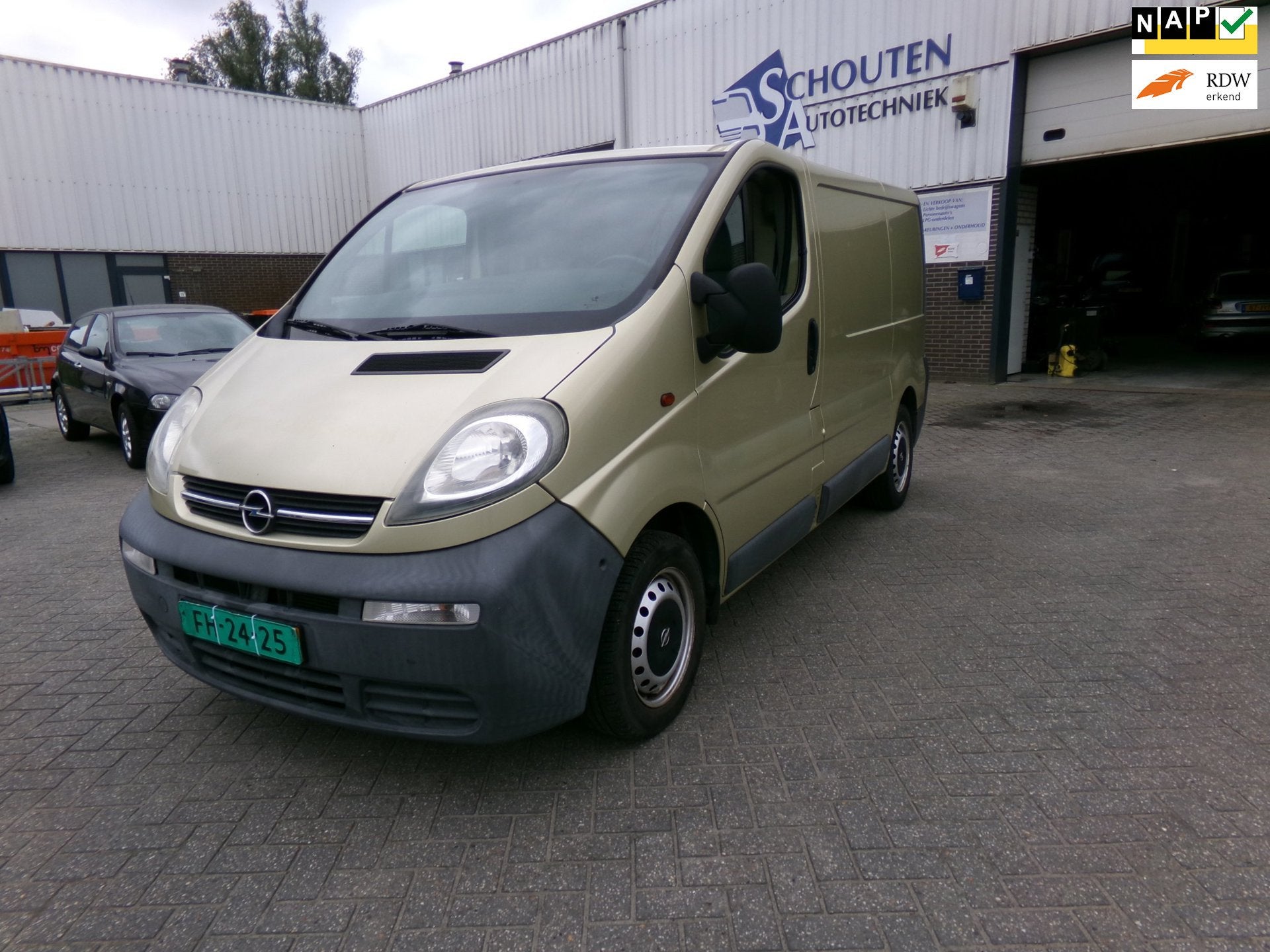 Opel Vivaro 1.9 CDTI L1H1 apk 8 /2027, Voorwielaandrijving, Stof, Gebruikt, 4 cilinders