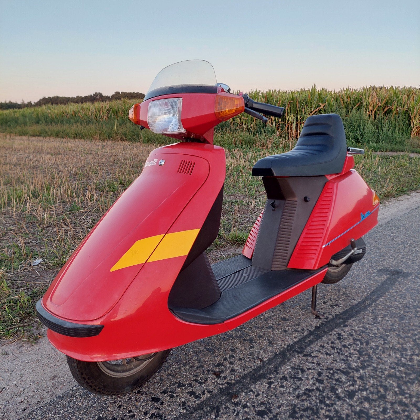 Benelli Laser 50, Fietsen en Brommers, Ophalen, Tweetakt, Gebruikt, Maximaal 45 km/u